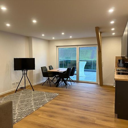 Moselappartements By Weingut Marco Adamy Lösnich Dış mekan fotoğraf