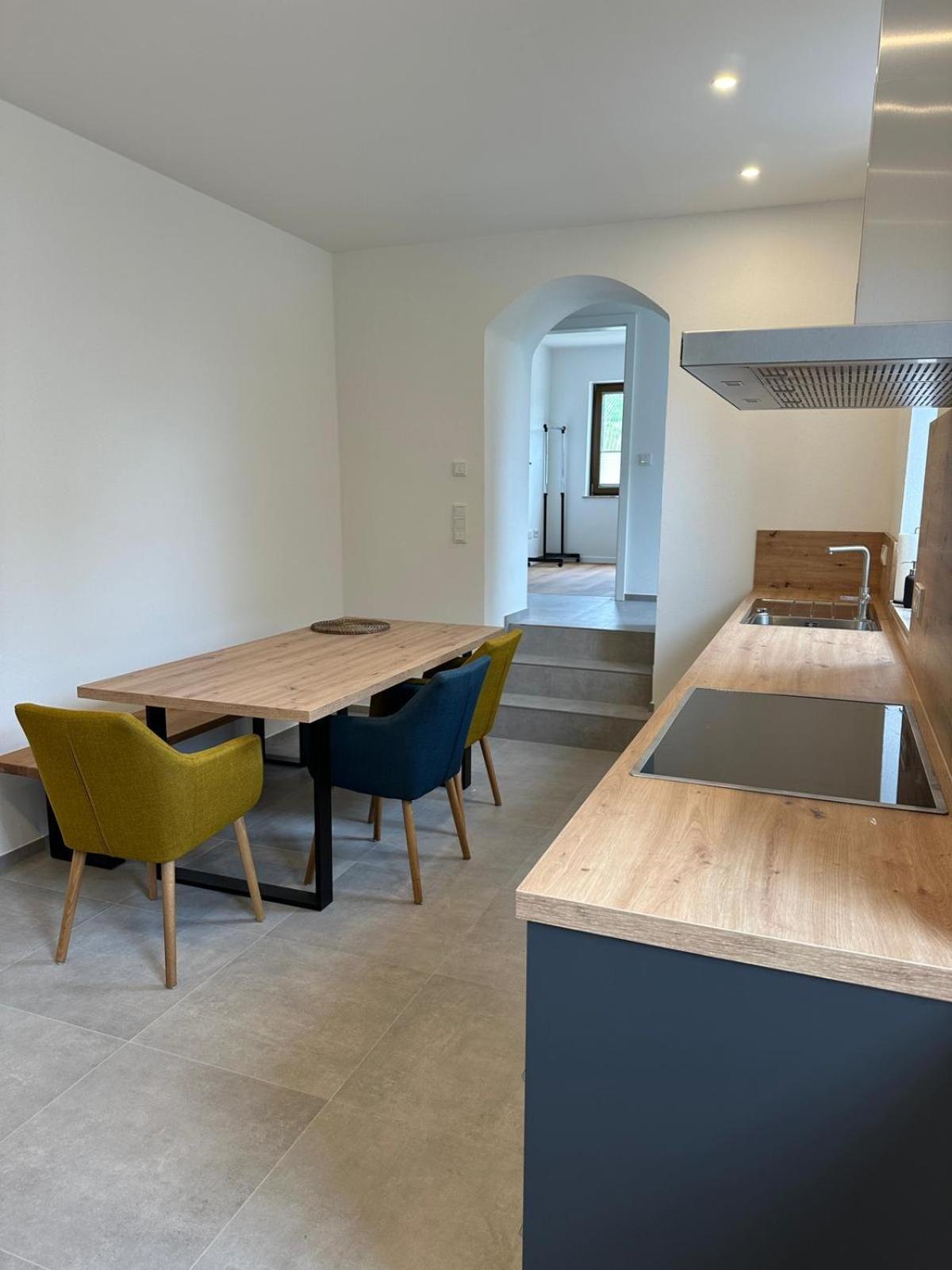 Moselappartements By Weingut Marco Adamy Lösnich Dış mekan fotoğraf